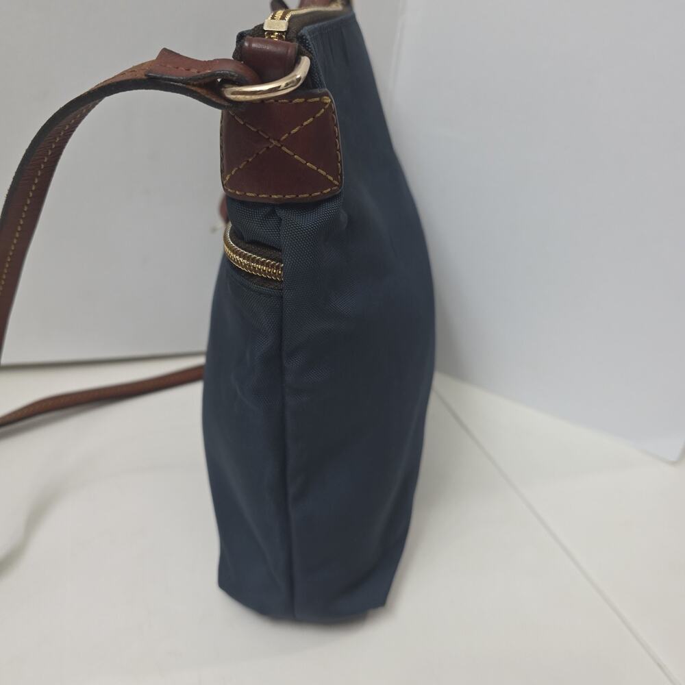 Dooney & Bourke Wayfarer Navy Nylon Duck Logo Crossbody Bag Tan Leather Coastal - Picture 6 of 16